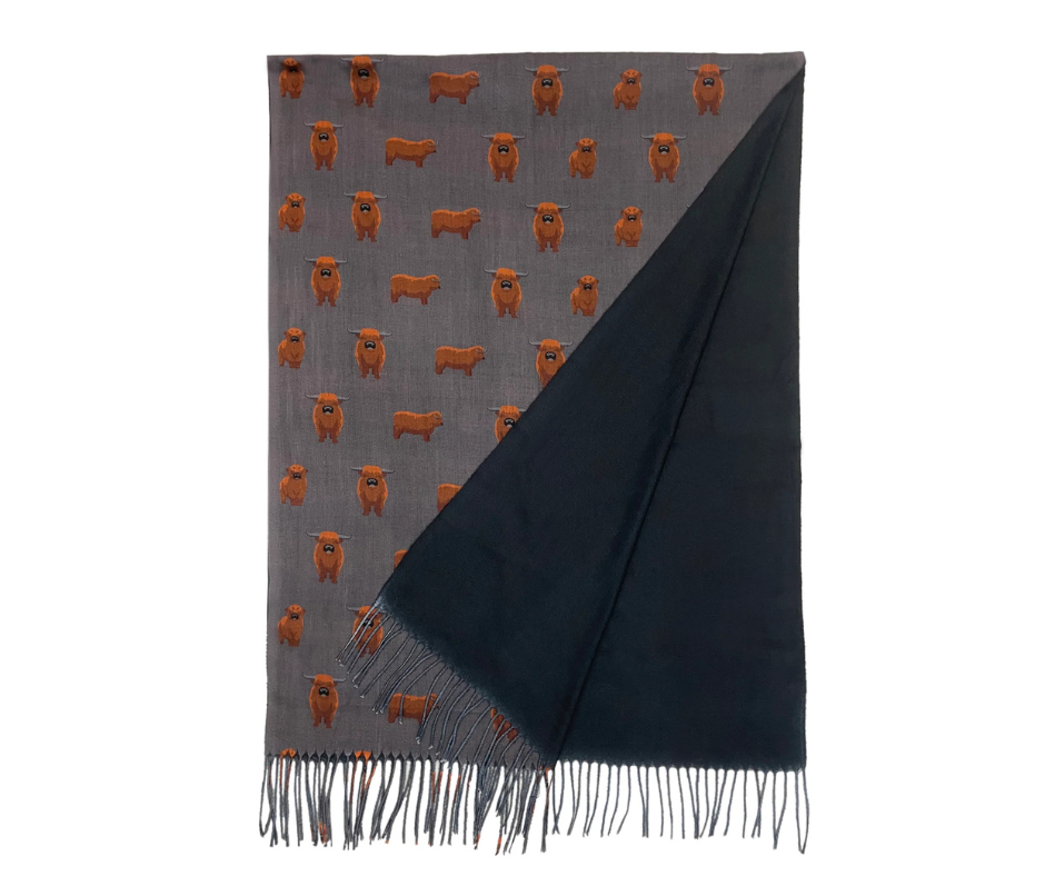 Scottish Highland Cow Tassel Scarf