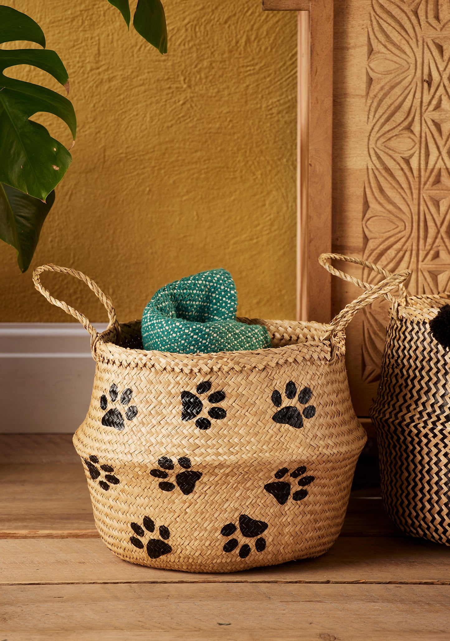 Fair Trade Paw Print Seagrass Basket