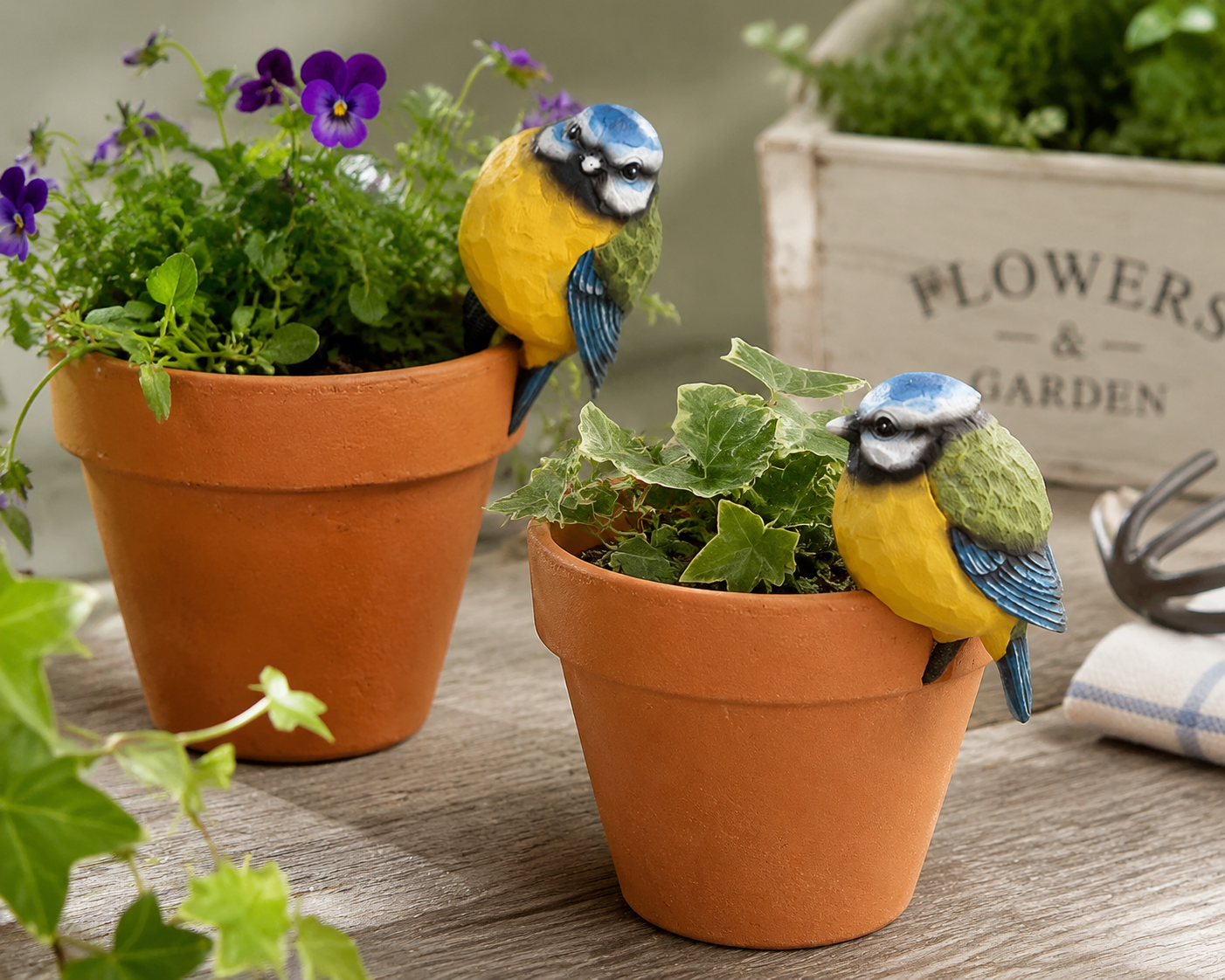 Carved Look Blue Tit Pot Hanger